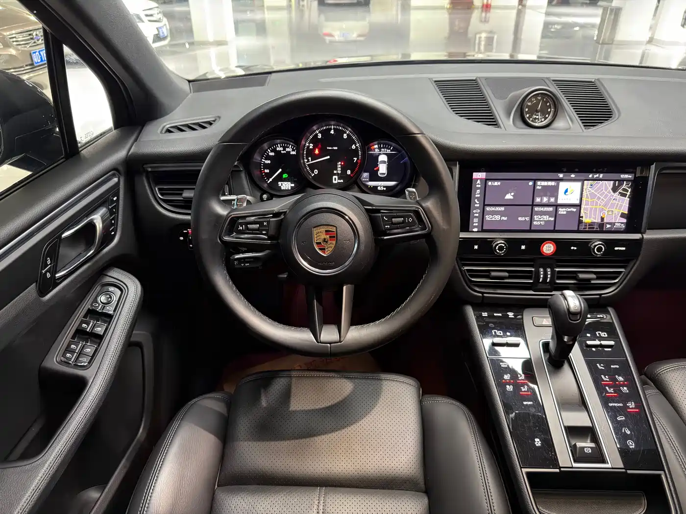 Porsche Macan 2022 Macan 2.0T фото 9