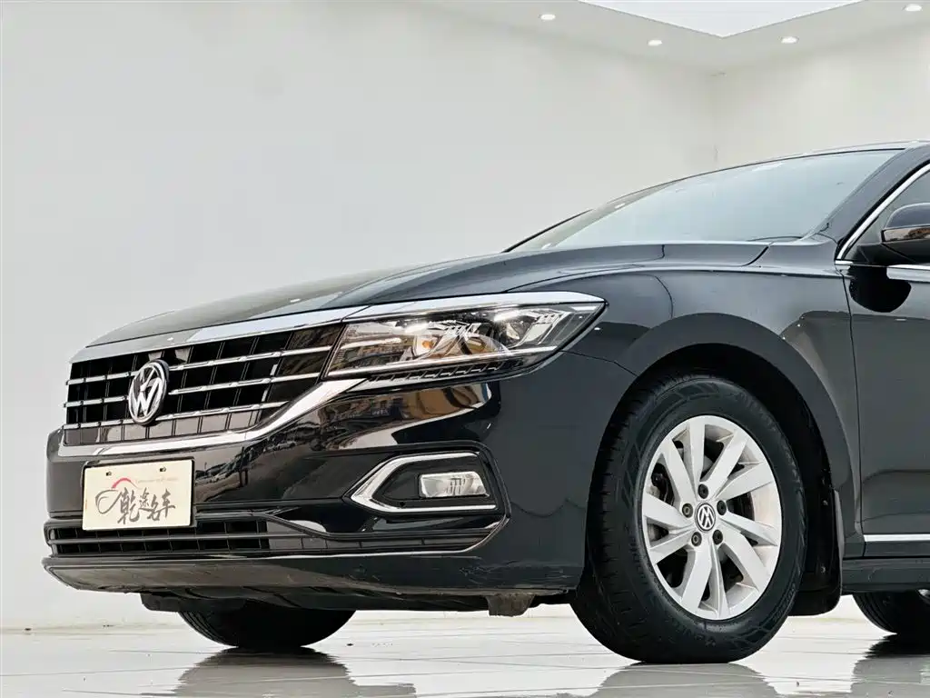 Volkswagen Passat 2019 Model 280TSI Business Edition China VI фото 8