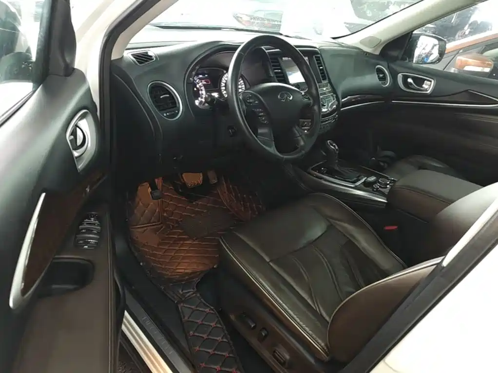 Photo 16 - Infiniti QX60 (Import)