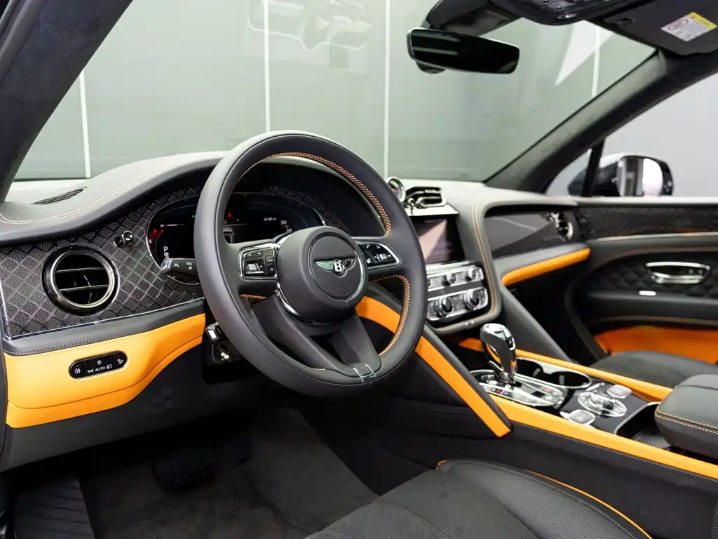 Bentley Bentayga 2025 2024 4.0T V8 S Gloss Black Edition