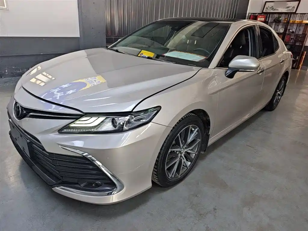 Toyota Camry 2021 2.5G Luxury Edition