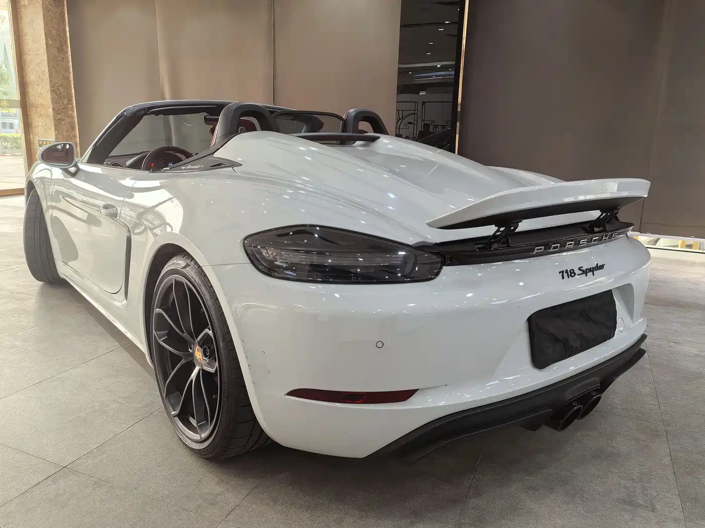Porsche 718 2022 Spyder 2.0T фото 5