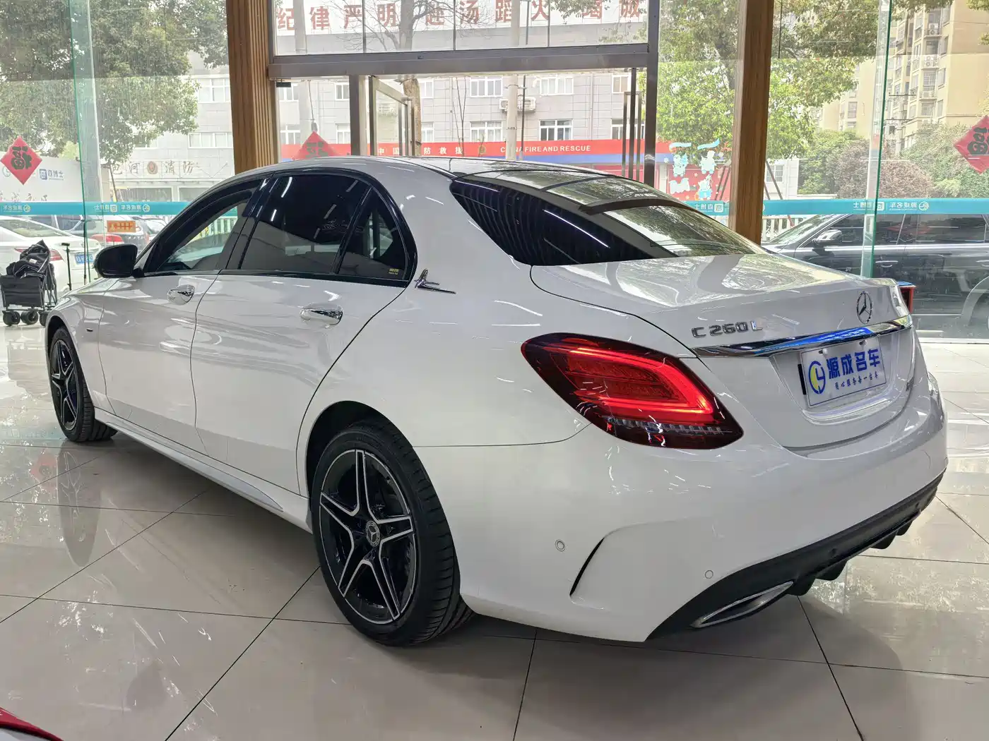 MERCEDES-BENZ C CLASS