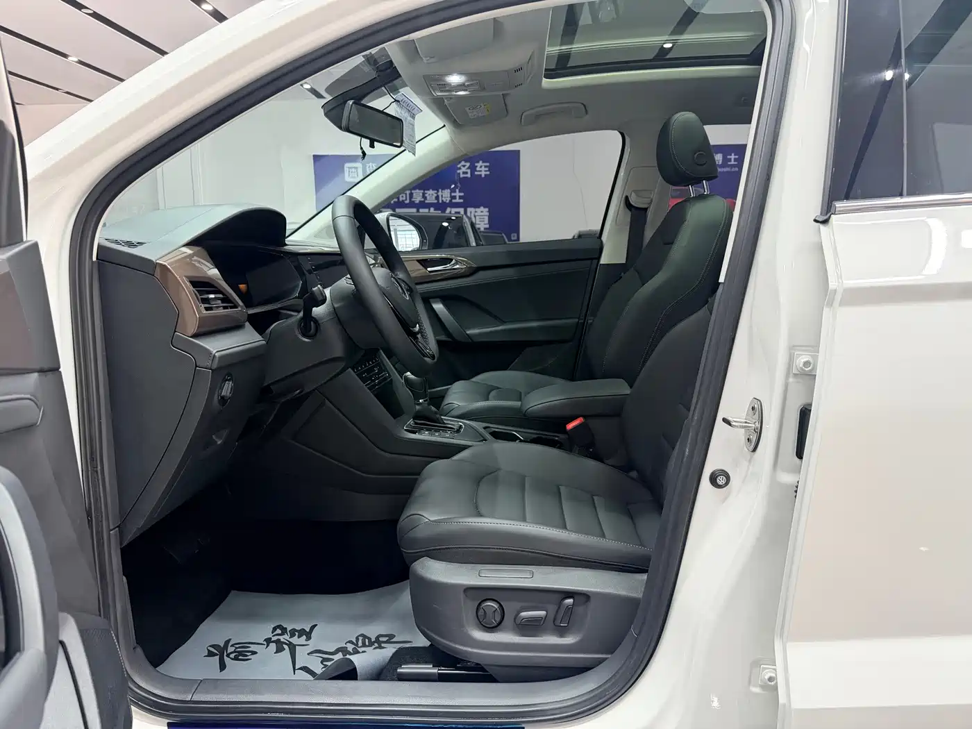 Volkswagen Tharu, миниатюра 8