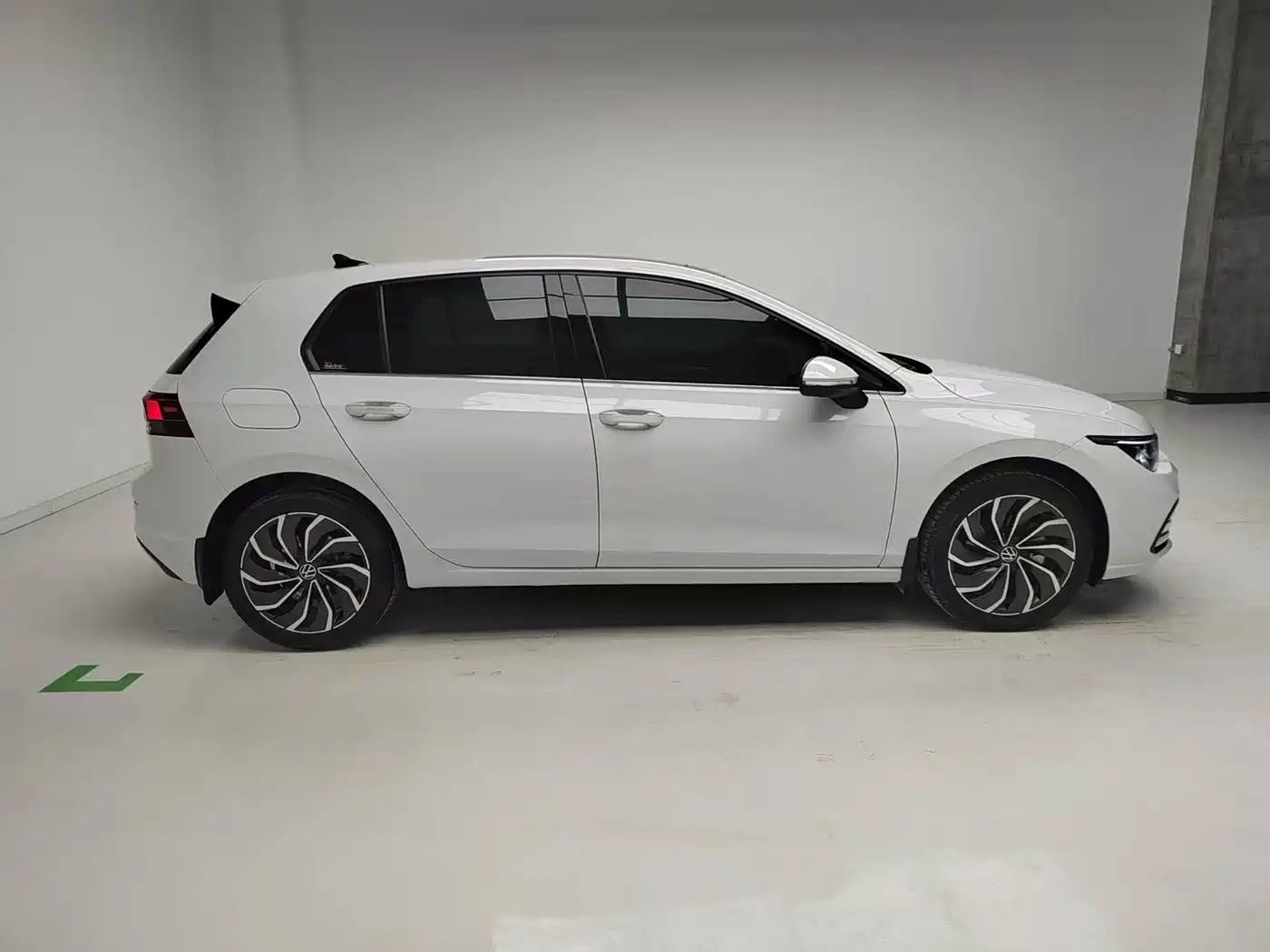 Volkswagen Golf 2023 280TSI DSG Pro фото 7