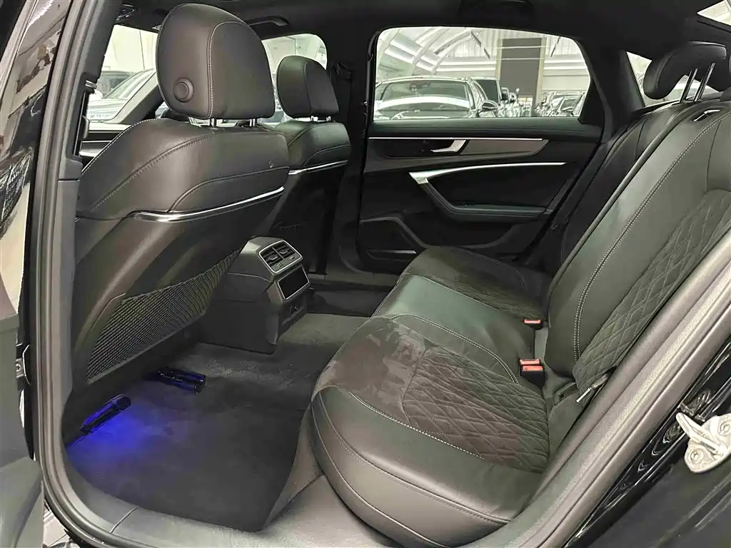 Audi A6L 2021 55 TFSI quattro Premium Dynamic фото 13