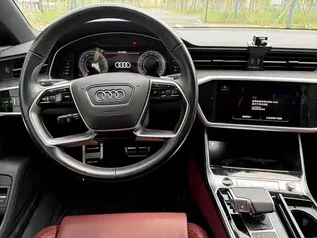 Audi A7L 2024 45TFSI S-line Dream Edition Crystal Package фото 7