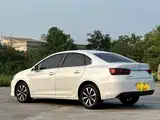Photo 3 - Citroën C4 C-Quatre