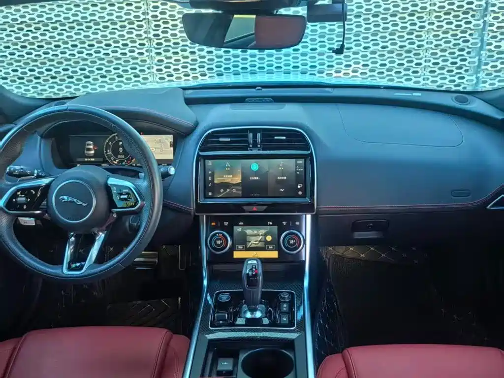 Jaguar XEL 2025 2024 Model 2.0T 200PS R-DYNAMIC Youth Sport Edition