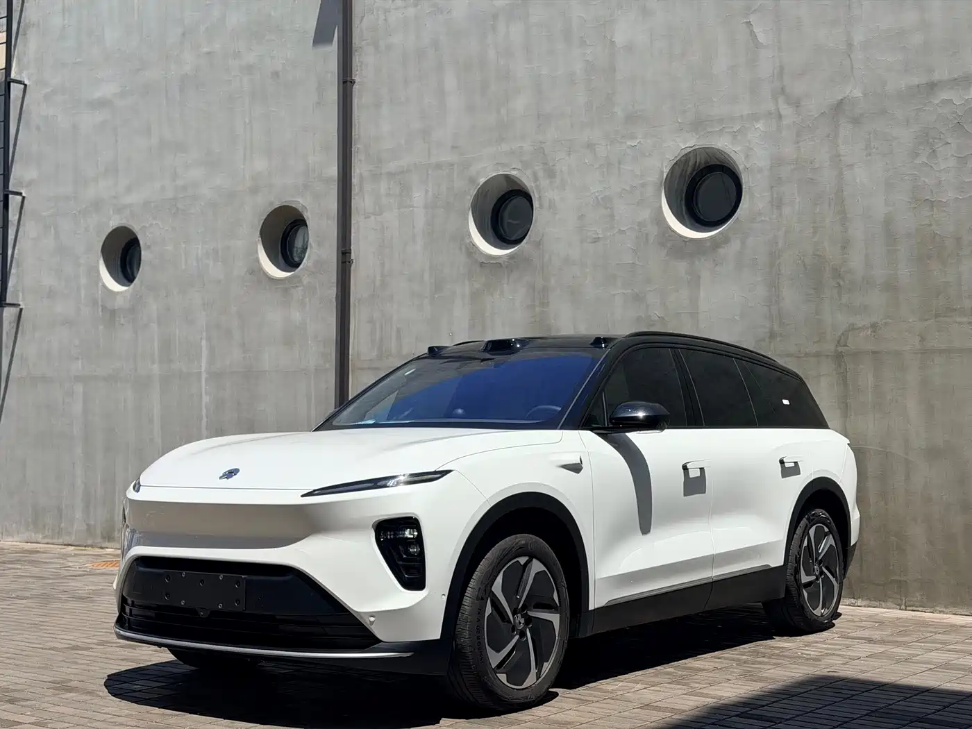 NIO ES8 2024 75kWh Executive Edition