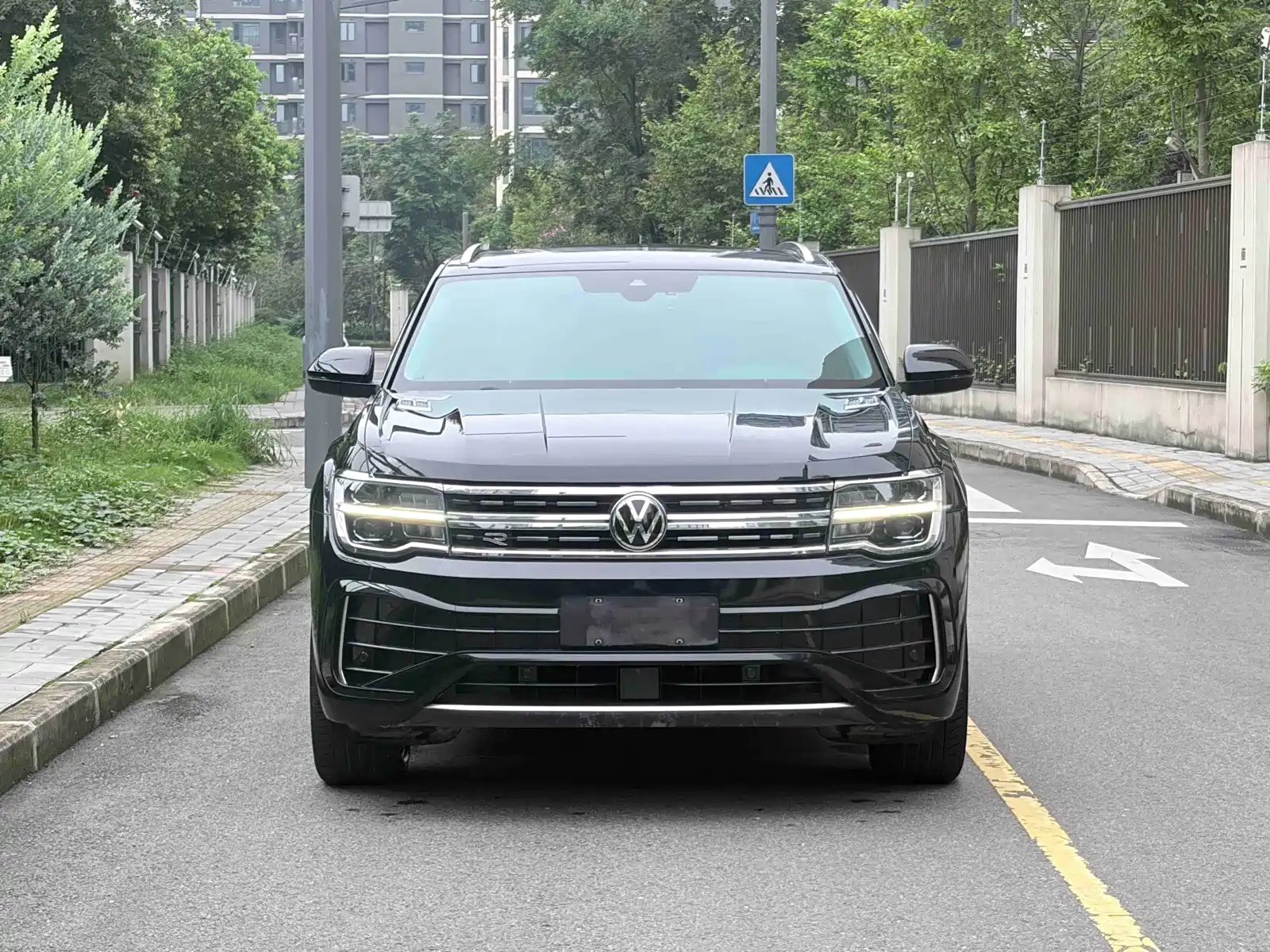 Photo 2 - Volkswagen Teramont