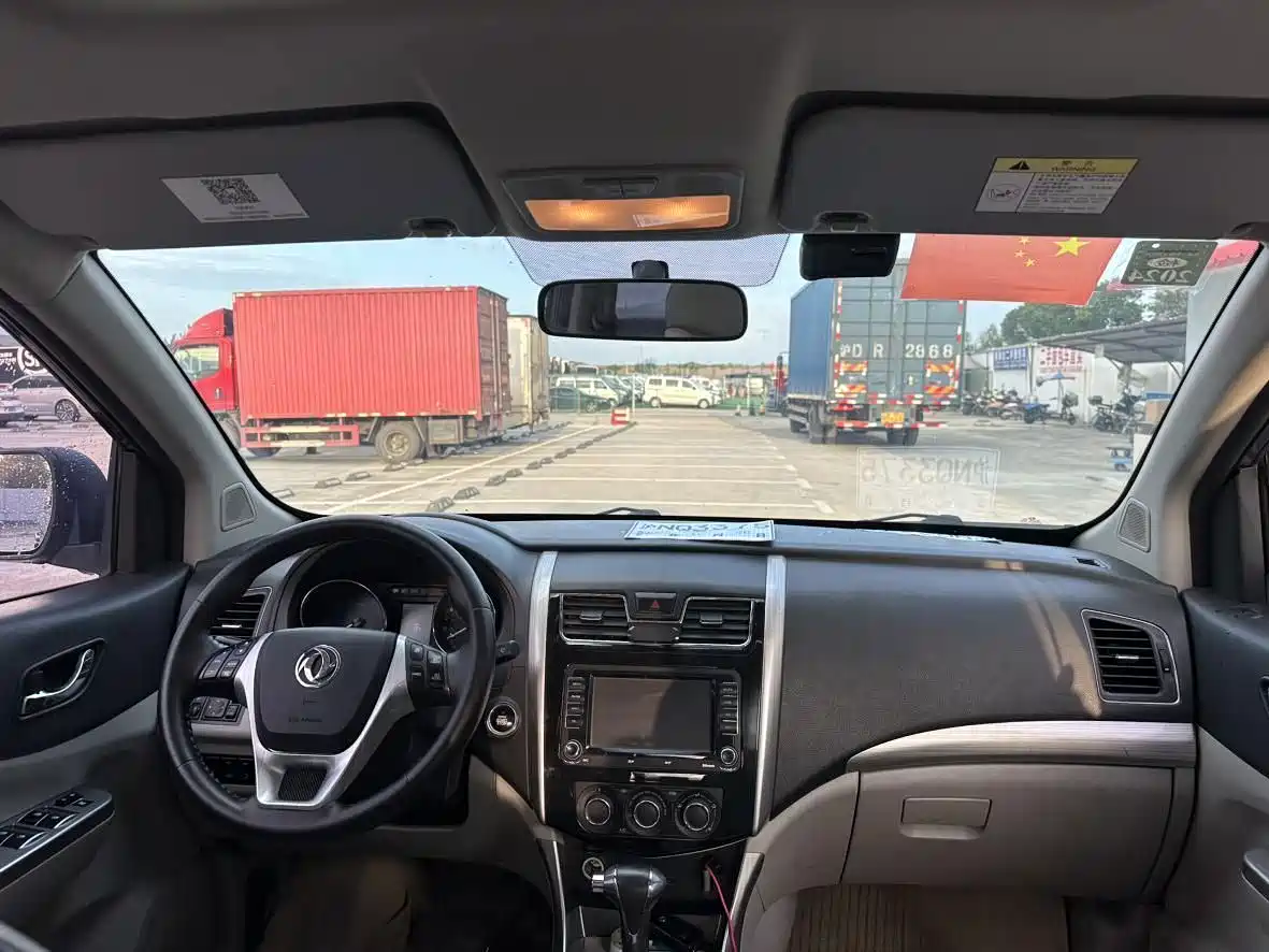 Dongfeng Fengxing Fengxing S500 2016 2016 1.6L CVT Premium