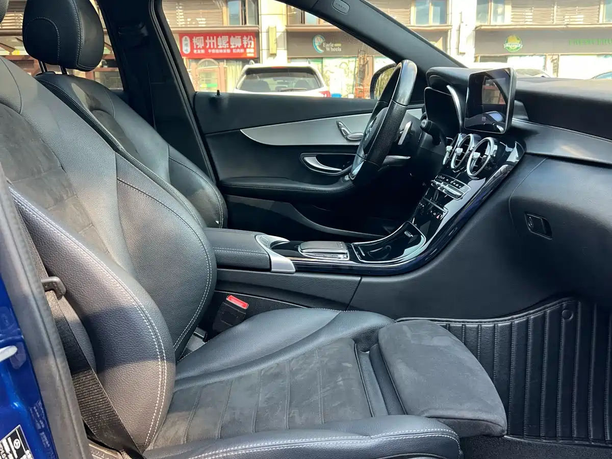Mercedes-Benz C-Class 2021 C 260 Starry Exclusive Edition фото 21