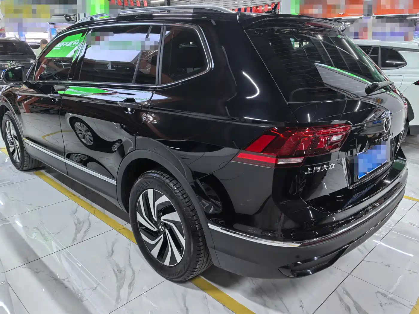 Volkswagen Tiguan L 2024 Outstanding 300TSI Auto 2WD Dragon Soaring Edition фото 4