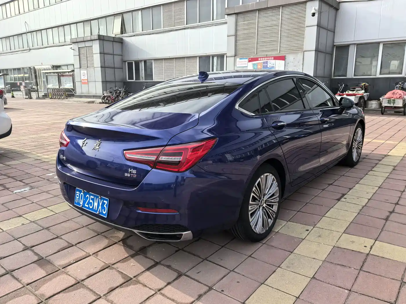 Hongqi H5 2022 Classic 1.8T Auto Smart Connect Flagship фото 4