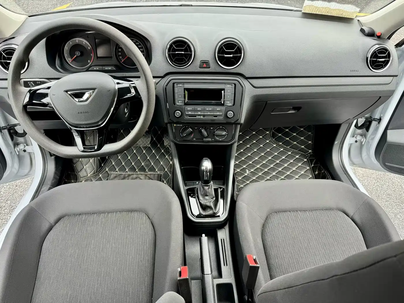 Jetta VA3 2025 2024 1.5L Automatic Aspiration Edition