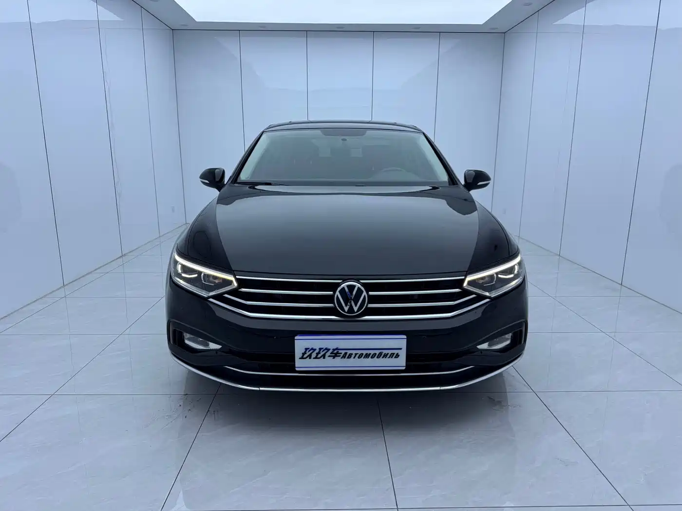 Volkswagen Magotan, миниатюра 2