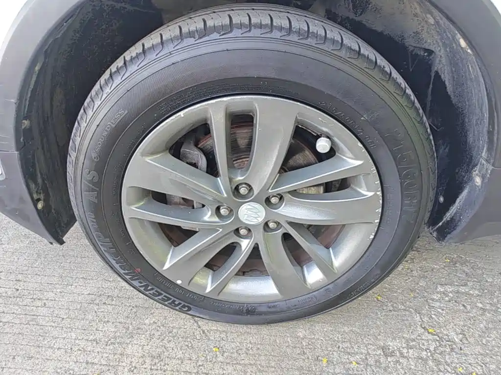 Фото 23 - Buick Encore