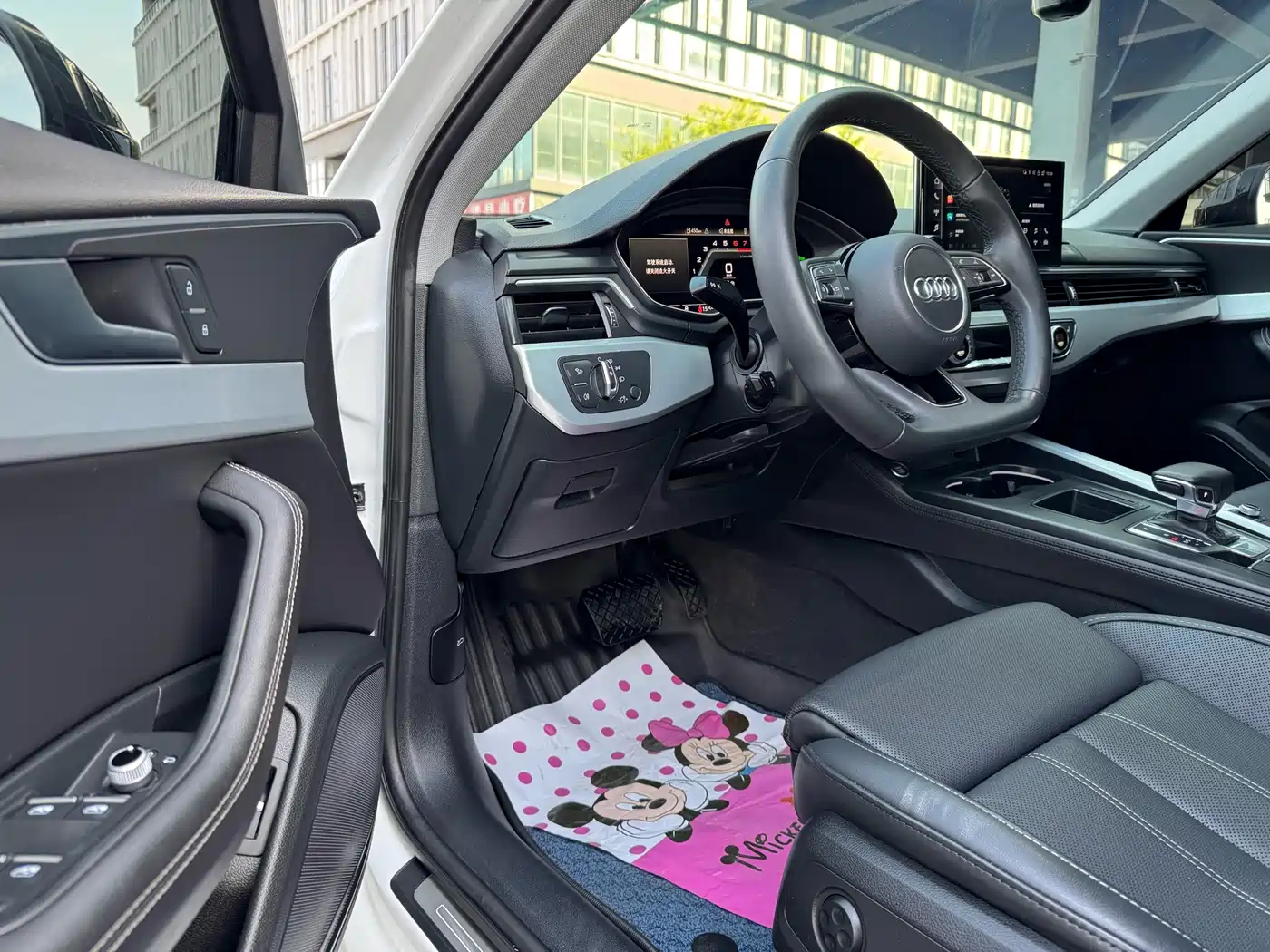 Audi A4L 2022 40 TFSI Luxury Dynamic фото 4