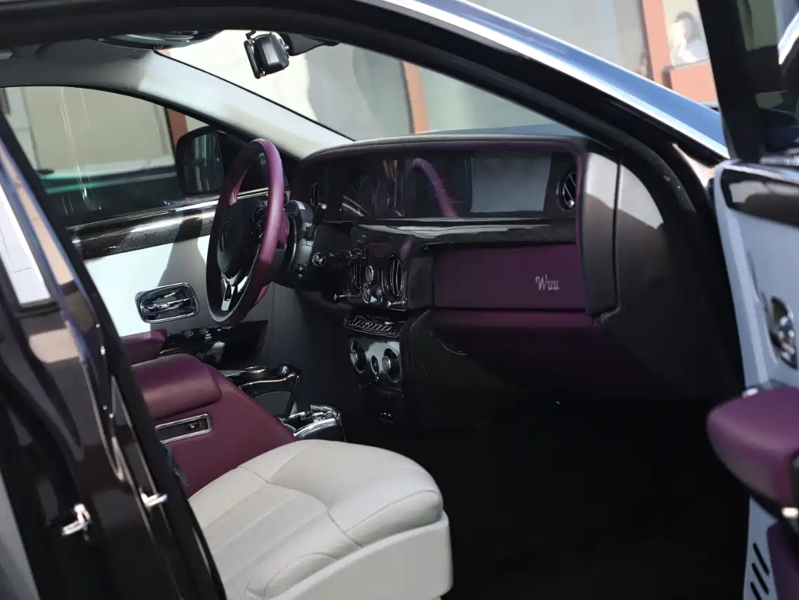 Rolls-Royce Phantom 2007 2004 Model 6.7L Standard Version