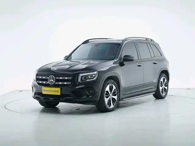 Фото 1 - Mercedes-Benz GLB