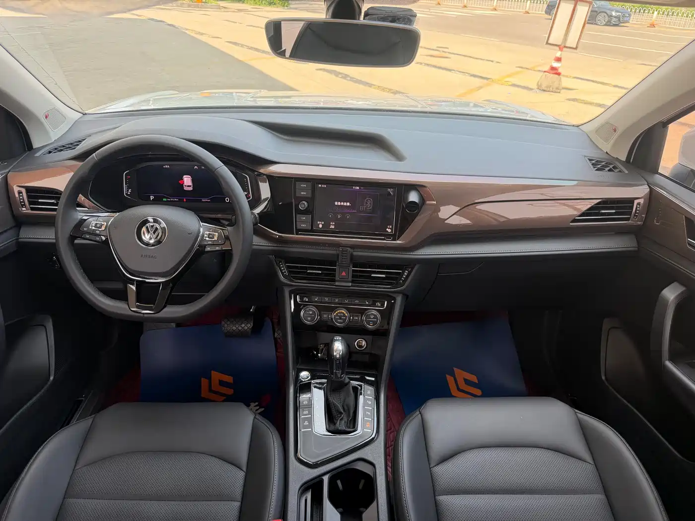 Volkswagen Tharu 2019 Model 280TSI 2WD Flagship Edition China VI фото 12