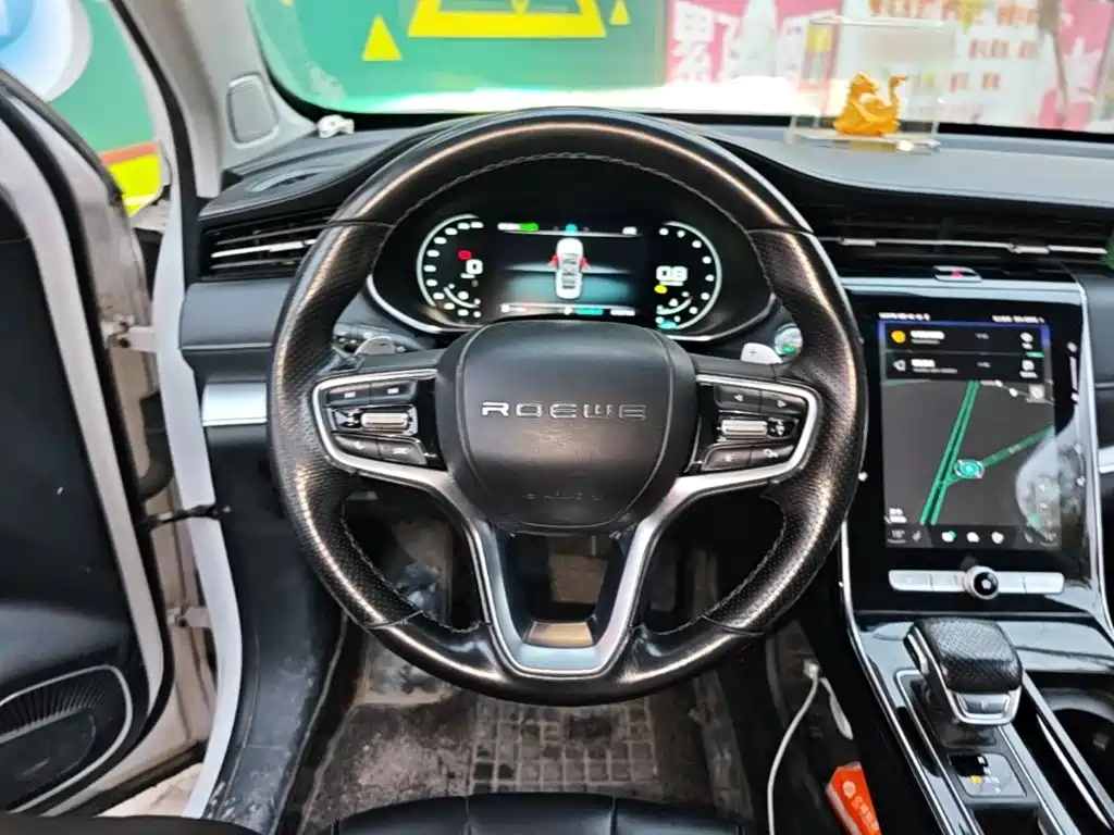 Фото 11 - Roewe RX5 MAX