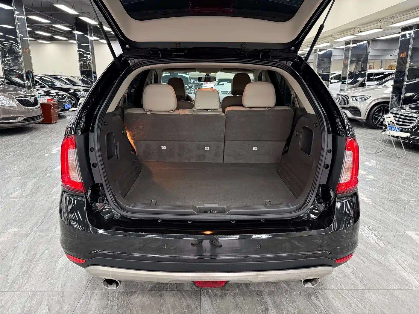 Ford Edge (Import) 2012 2.0T Elite фото 11