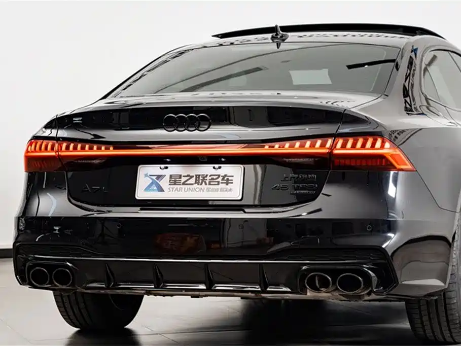 Audi A7L 2024 45 TFSI Luxury фото 8
