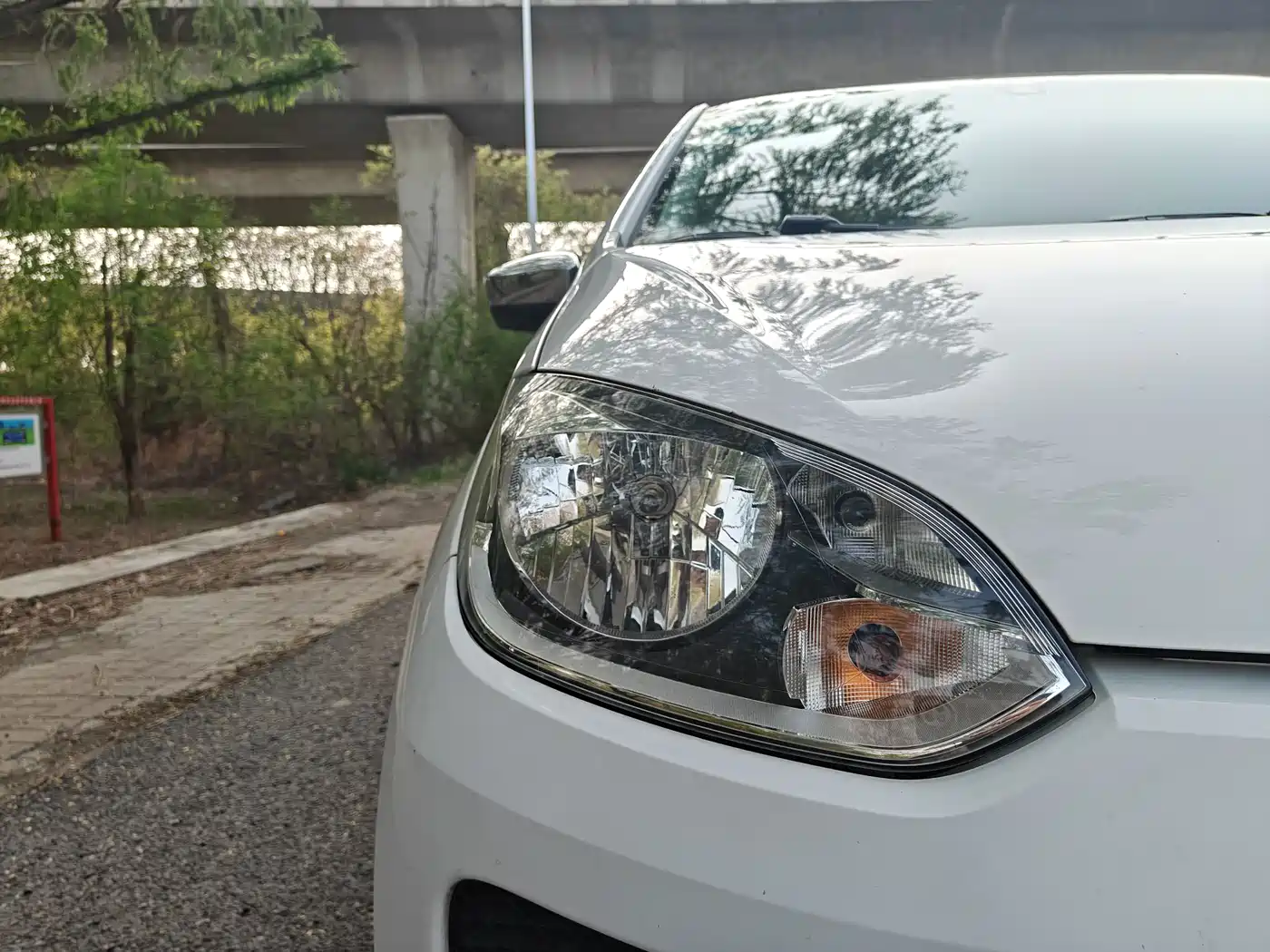Volkswagen up! 2015 1.0L high up! фото 13