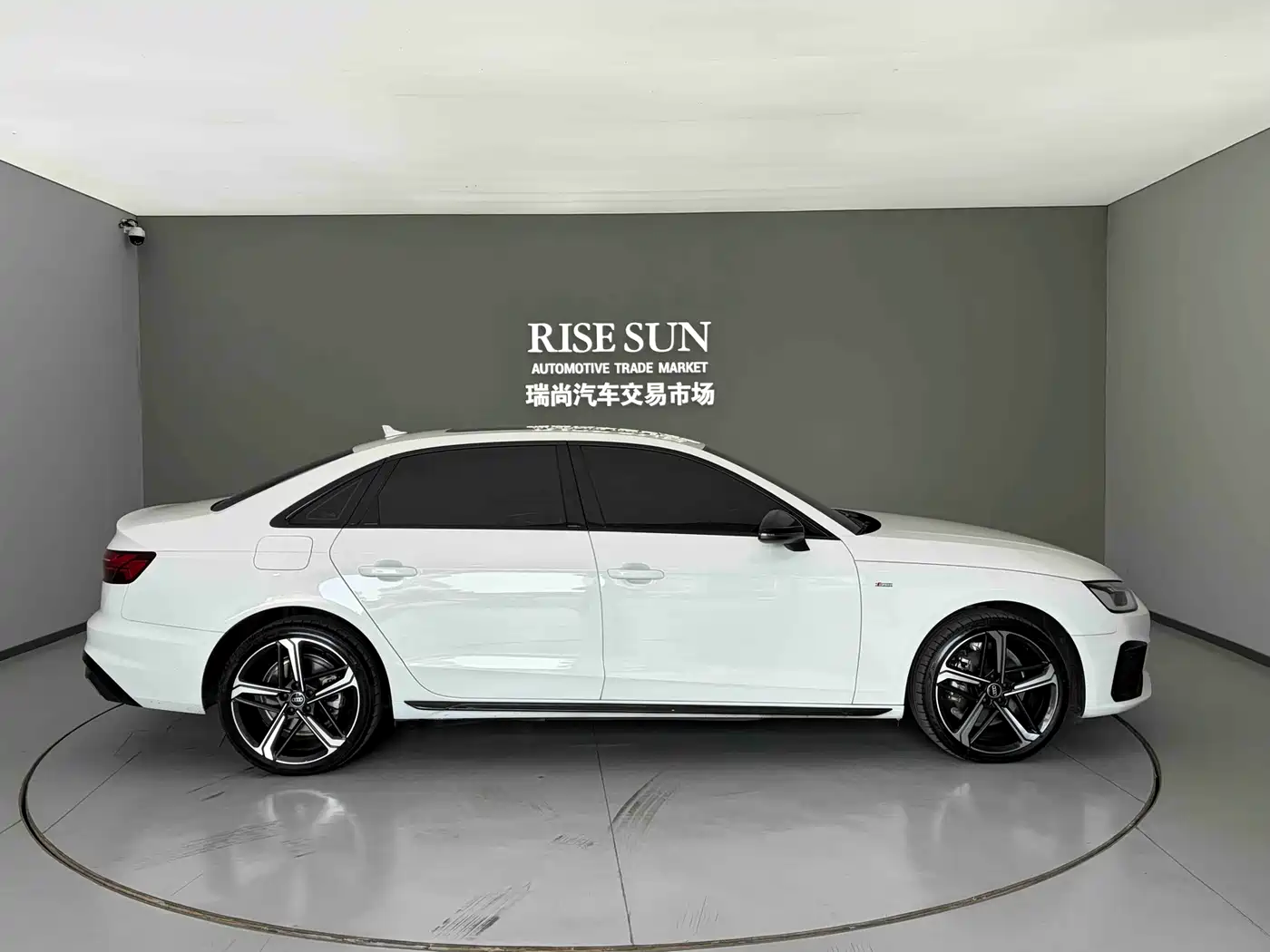 Audi A4L 2024 40 TFSI Luxury Dynamic фото 4