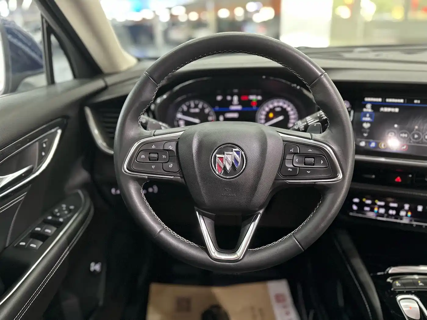 Фото 6 - Buick Envision Plus
