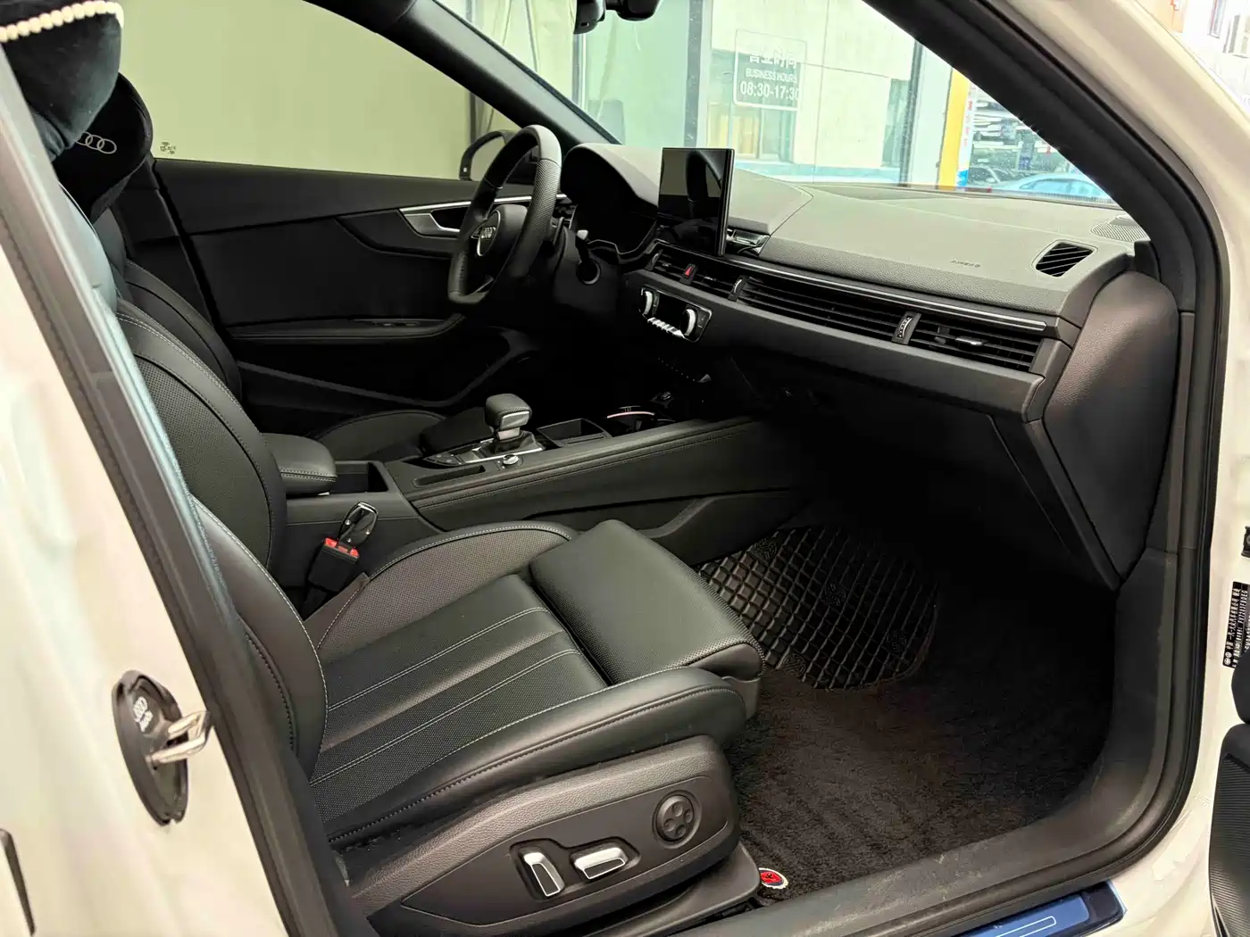 Audi A4L 2024 40 TFSI Luxury Dynamic фото 13