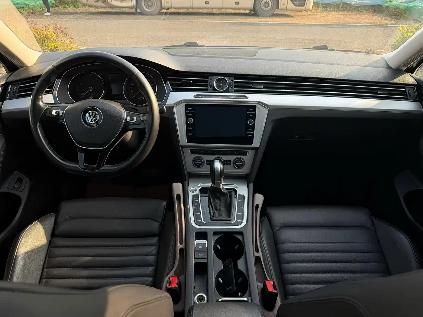 Volkswagen Weilan 2018 380TSI 2WD Comfort Edition фото 8