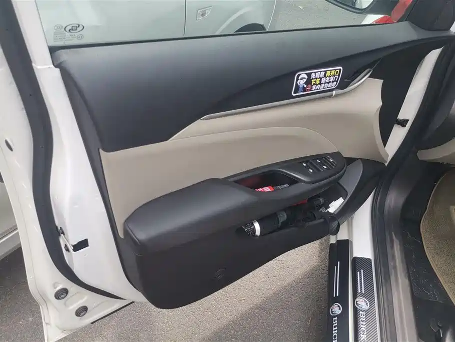 Buick Excelle 2016 15N Automatic Elite фото 7