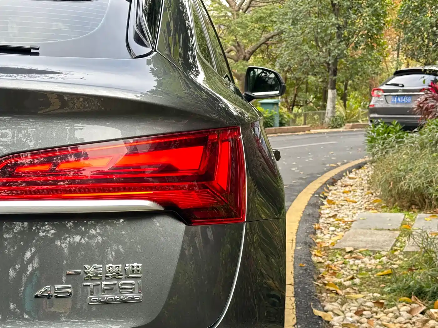 Audi Q5L Sportback 2021 45 TFSI Luxury фото 16