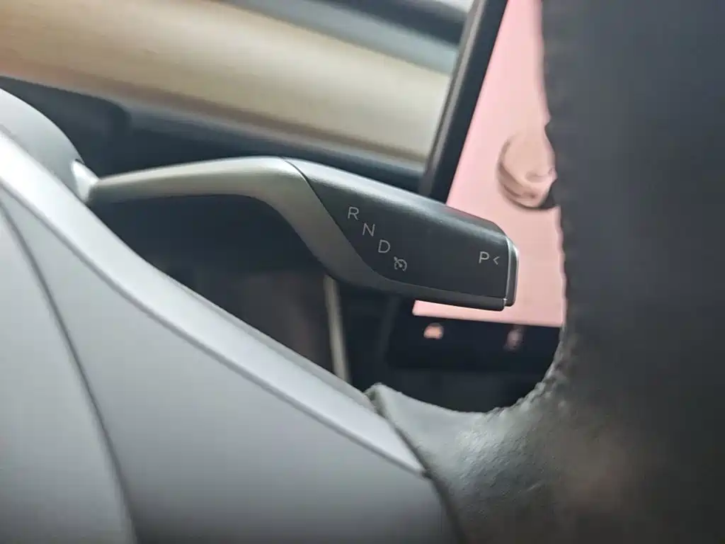 Tesla Model 3 (Import) 2019 2019 Standard Range RWD Upgraded Edition