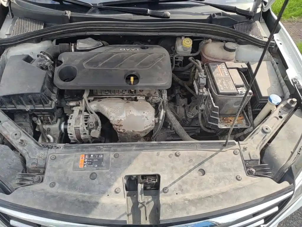 Фото 25 - Roewe i5