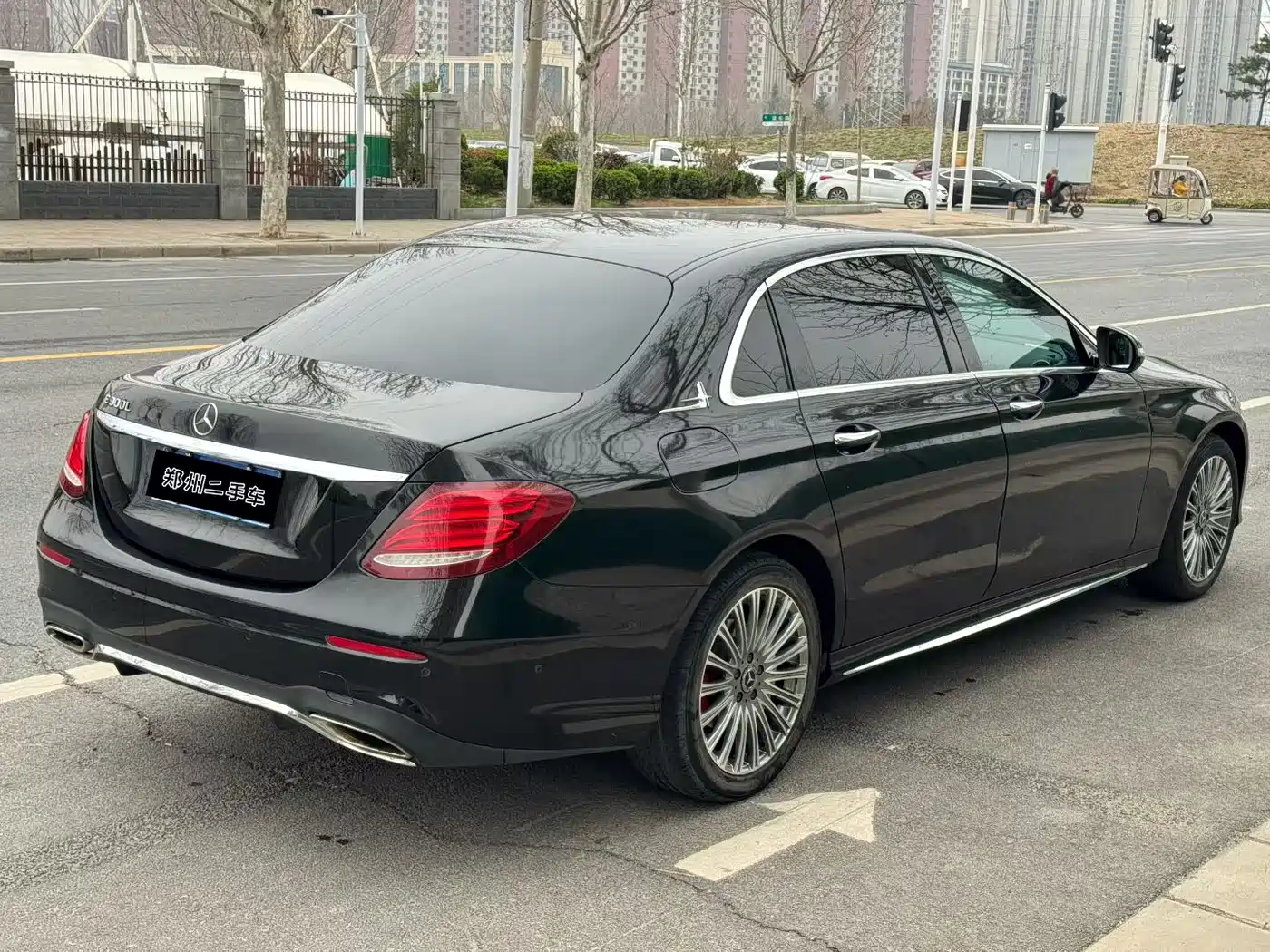 Mercedes-Benz E-Class 2017 E 300 L Luxury фото 9