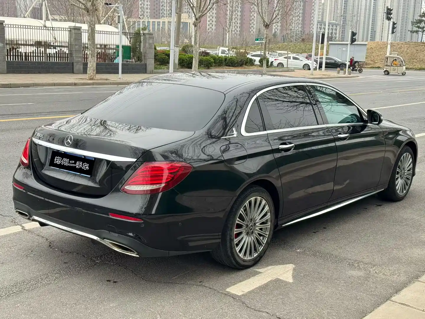 Фото 9 - Mercedes-Benz E-Class