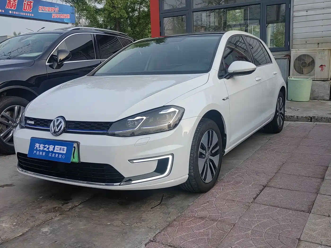 VOLKSWAGEN GOLF*PURE ELECTRICITY 2021
