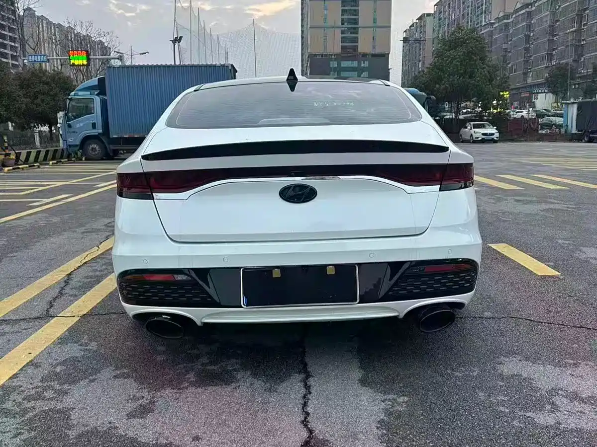 Hyundai Fista 2019 280TGDi Sport Edition China VI фото 9