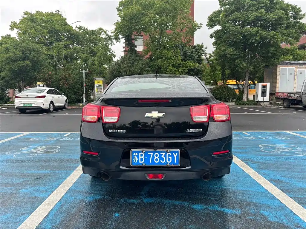 Chevrolet Malibu 2014 2.0L Automatic Luxury фото 8
