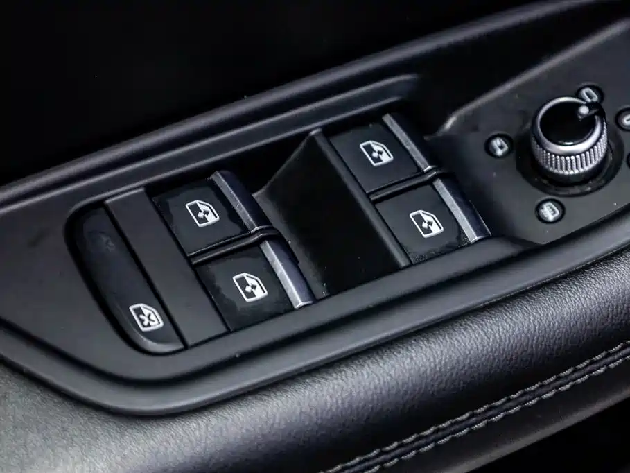 Audi A4L 2023 40 TFSI Fashion Elegance фото 11