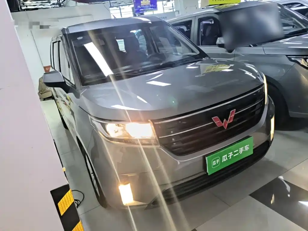 Wuling Motors Wuling Hongguang PLUS 2019 2019 1.5T Manual Luxury 7-seater