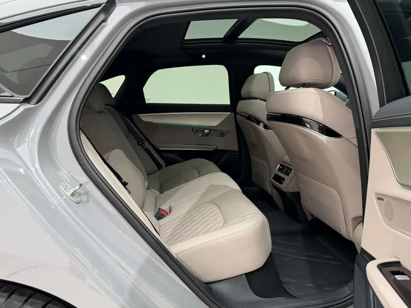 BYD Han 2026 EV Intelligent Driving Edition 635KM LiDAR Flagship фото 18