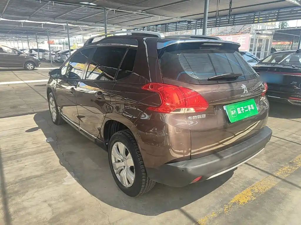 Photo 5 - Peugeot 2008