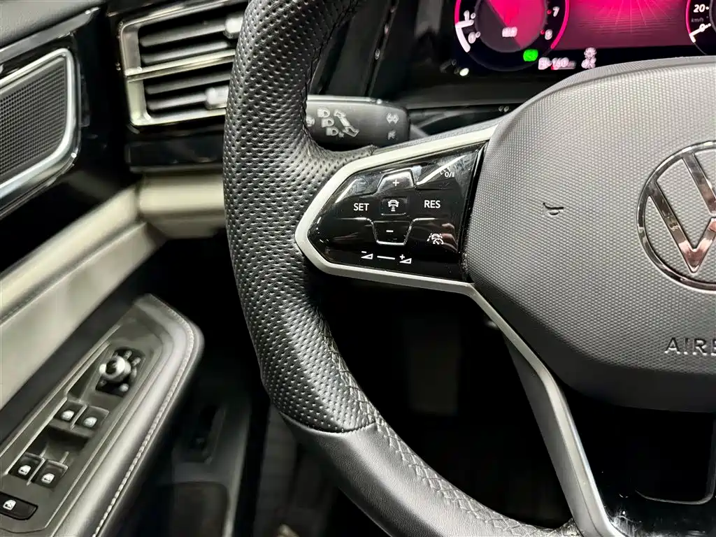 Volkswagen Teramont 2023 380TSI AWD Premium Luxury Edition фото 25