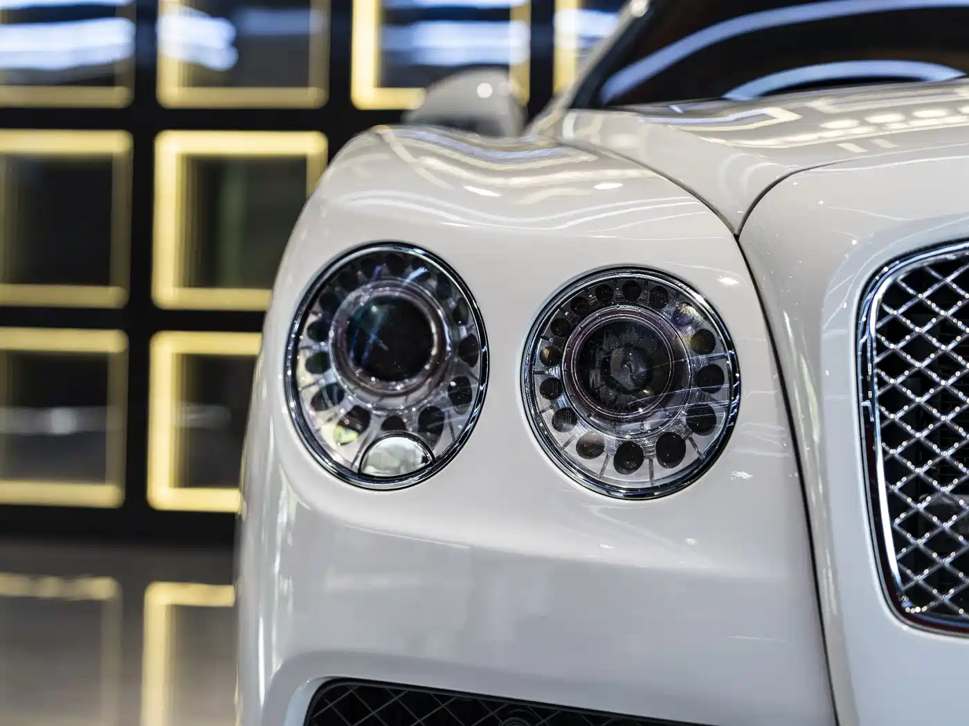 Bentley Flying Spur 2014 4.0T V8 Prestige Edition фото 8