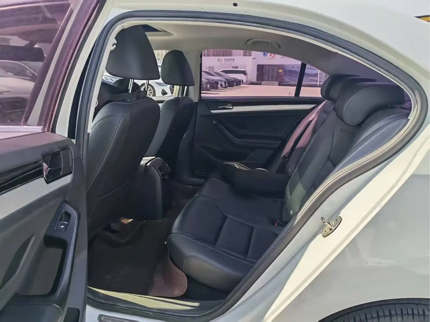 Volkswagen Sagitar 2018 280TSI DSG Comfort фото 6